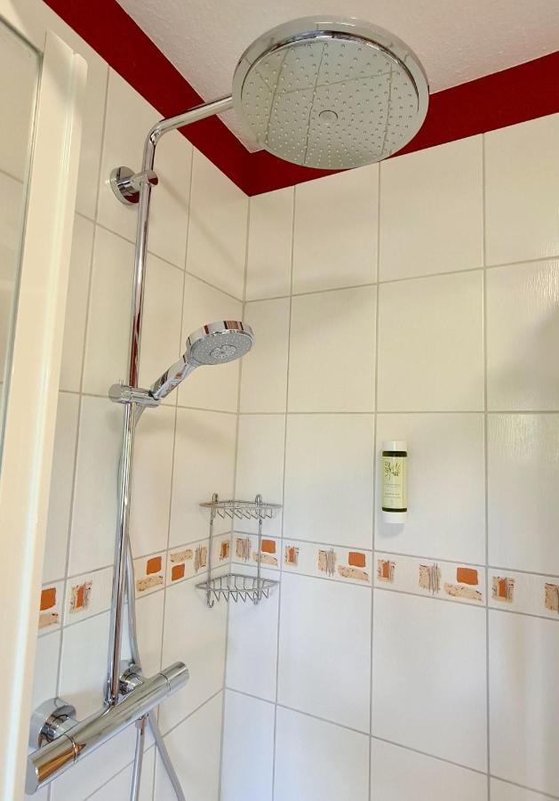 Appartement Uttied Mit Terrasse Und Garten - 4 Sterne Dtv Rambin 외부 사진